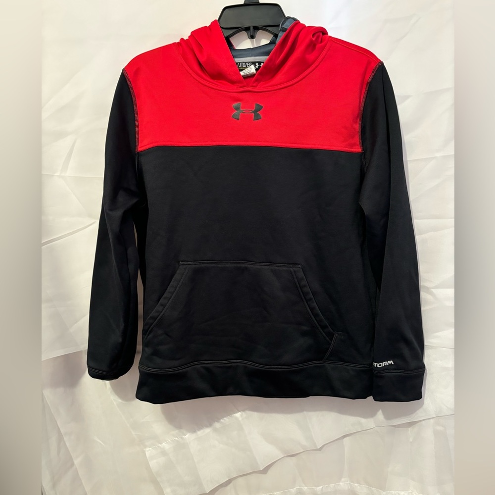 Under Armour Youth XL Black‎ and Red Hoodie